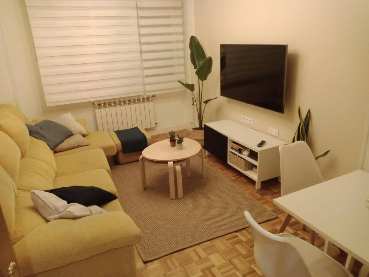 Piso Playa Gijon Apartment ภายนอก รูปภาพ